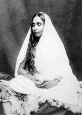 S-7 Sarada Devi Photograph (Looking down)